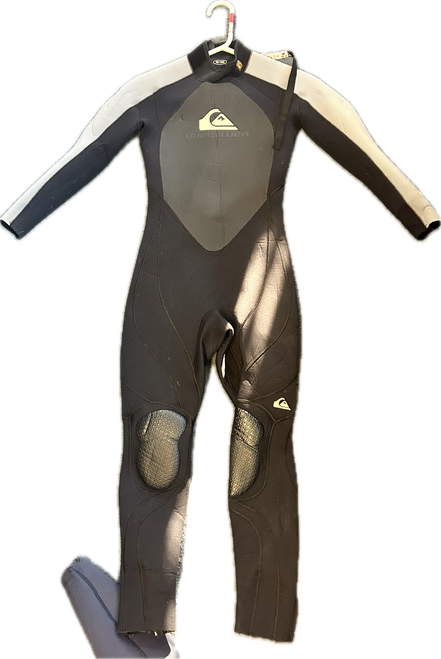 Vist Large View of Product Image Which is Used Quiksilver Junior Full Suit Black JR 10