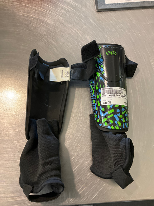 Vist Large View of Product Image Which is Used ATHL. WORKS SHIN GUARDS Soccer Shin Guards Youth Black SM