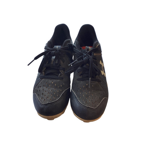 Vist Large View of Product Image Which is Used Under Armour LEADOFF 1.5 BB/SB Cleats Black Junior 01.5