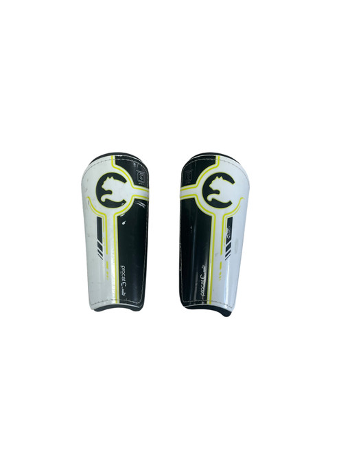 Vist Large View of Product Image Which is Used Puma Soccer Shin Guards Junior White MD