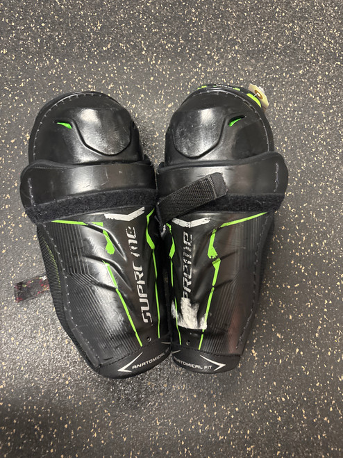 Vist Large View of Product Image Which is Used Bauer SUPREME ONE.6 Youth Shin Guards Black 10"