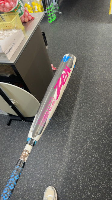 Vist Large View of Product Image Which is Used Demarini ZEN BB/SB Youth Bat 31"