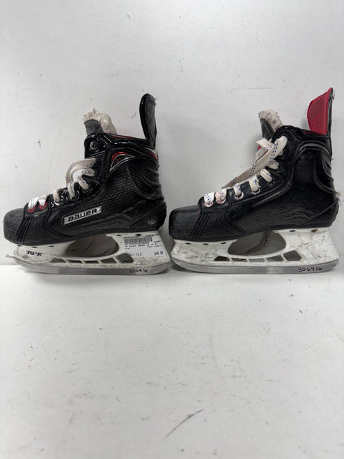 Vist Large View of Product Image Which is Used Bauer VAPOR 1X Youth Hockey Skate Youth 13.5