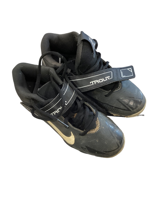 Vist Large View of Product Image Which is Used Nike TROUT BASEBALL CLEATS BB/SB Cleats Black Junior 03