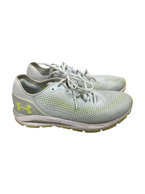 Vist Large View of Product Image Which is Basketball shoes