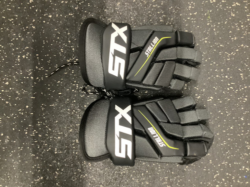 Vist Large View of Product Image Which is Used STX STALLION 200 Lacrosse Gloves Junior Black SM