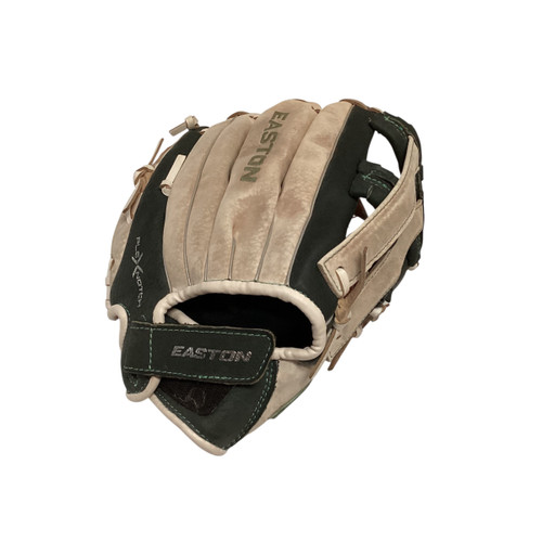Vist Large View of Product Image Which is Used Easton GHOST FLEX BB/SB Glove RH Throw White 11"