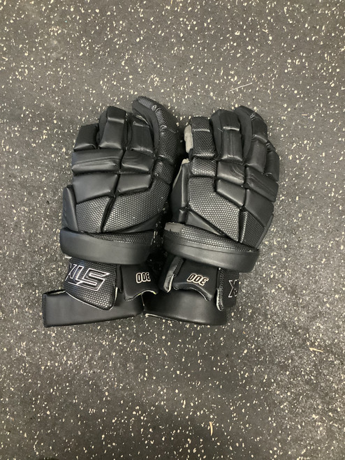 Vist Large View of Product Image Which is Used STX STALLION 300 Lacrosse Gloves Junior Black MD