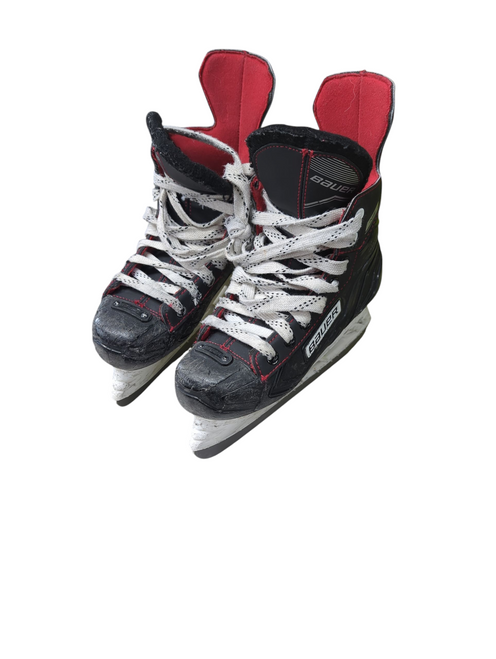 Vist Large View of Product Image Which is Used Bauer N5 Youth Hockey Skate Youth 06.0