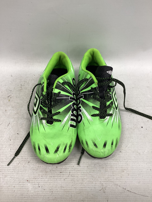 Vist Large View of Product Image Which is Used Umbro Soccer Cleats Green Junior 02.5