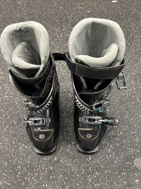 Vist Large View of Product Image Which is Used Tecnica INNO TEO 7X Boys DH Ski Boot Black 245 MP - M06.5 - W07.5