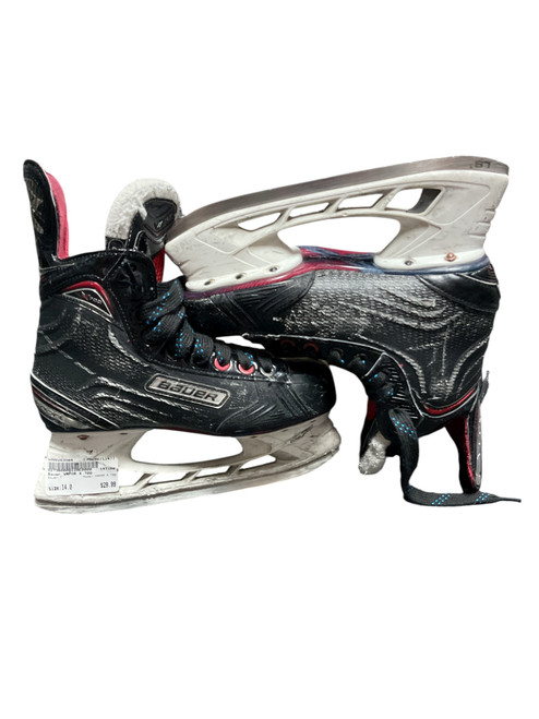 Vist Large View of Product Image Which is Used Bauer VAPOR X 700 Intermediate Hockey Skate Intermediate 4.0