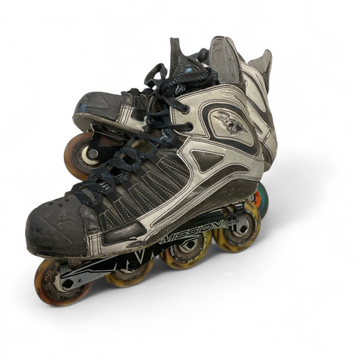 Vist Large View of Product Image Which is Used Mission D1  DNA Senior Aggressive Skates Black Senior 11