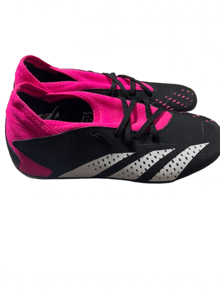 Vist Large View of Product Image Which is Used Adidas ADIDAS PREDATOR JNR 5.5 Soccer Cleats Black And Pink Junior 05.5