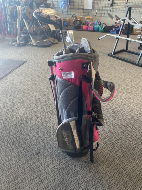 Vist Large View of Product Image Which is Used Tour Edge BAZOOKA Jr Club Set RH 5 Piece