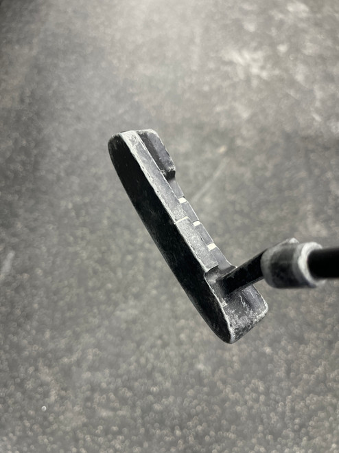 Vist Large View of Product Image Which is Used NORTHWESTERN Mens Putter RH