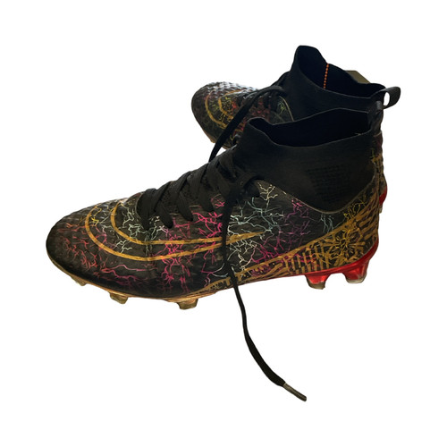 Vist Large View of Product Image Which is  Soccer Cleats Black Youth 06.0