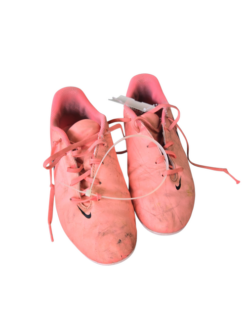 Vist Large View of Product Image Which is Used Nike Soccer Cleats Pink Junior 04