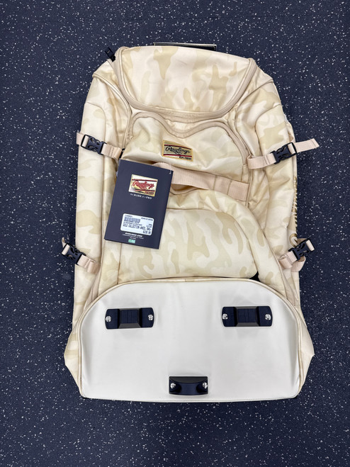 Vist Large View of Product Image Which is New GOLD COLLECTION WHEEL BAG-SDCM