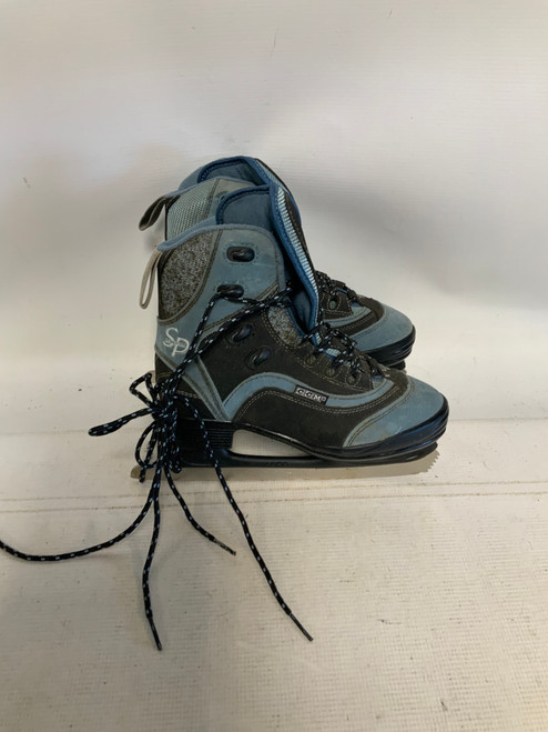 Vist Large View of Product Image Which is Used CCM 100 Mens Softboot Skate Black Senior 6