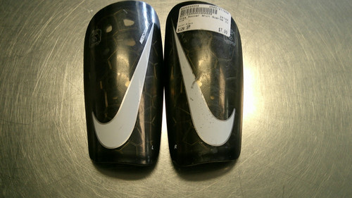 Vist Large View of Product Image Which is Used Nike Soccer Shin Guards Junior Black SM