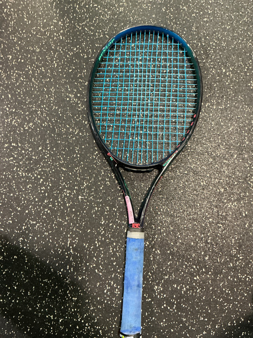 Vist Large View of Product Image Which is Used Dunlop QUAKE 8.2 Adult Tennis Racquet Royal Blue Unknown