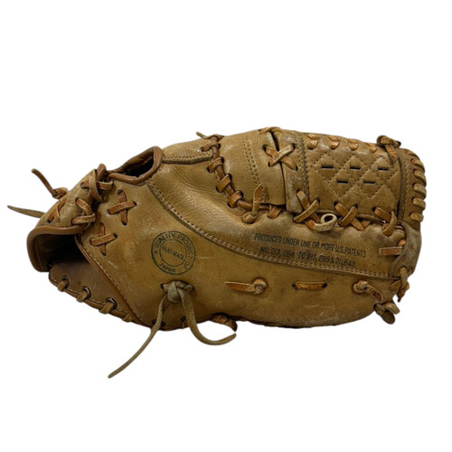Vist Large View of Product Image Which is Used Regent PROFESSIONAL AUTOGRAPH BB/SB First Base RH Throw Tan 11 1/2"