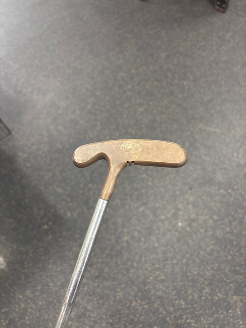 Vist Large View of Product Image Which is Used Acushnet BULLS EYE Mens Putter RH