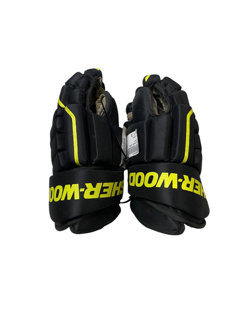 Vist Large View of Product Image Which is Used Sher-wood EK33 Junior Gloves Black 11"