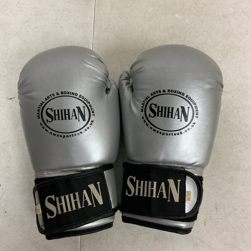 Used Boxing Gloves Silver Junior 11762-S000069004 Vist Large View of Product Image Which is Used Boxing Gloves Silver Junior