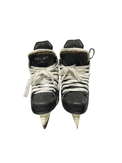 Vist Large View of Product Image Which is Used Bauer SUPREME ONE.9 Youth Hockey Skate Youth 13.5