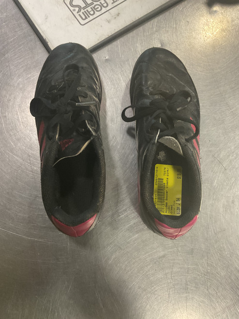 Used Adidas Soccer Cleats Pink Junior 04 11614-S000221824 Vist Large View of Product Image Which is Used Adidas Soccer Cleats Pink Junior 04