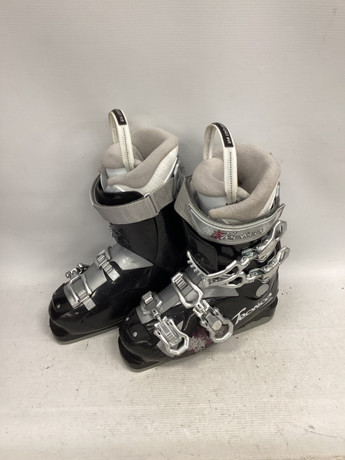 Vist Large View of Product Image Which is Used Tecnica ESPIRIT 8 Womens DH Ski Boot Grey 235 MP - J05.5 - W06.5