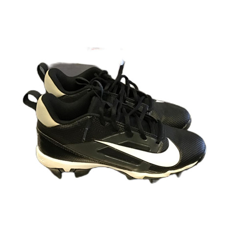 Vist Large View of Product Image Which is Used Nike Alpha Menace 4 Shark Youth Football Cleats
