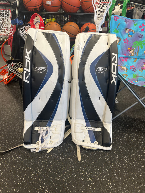 Vist Large View of Product Image Which is Used Reebok JR 6K Goalie Leg Pads Junior Black And White 29"