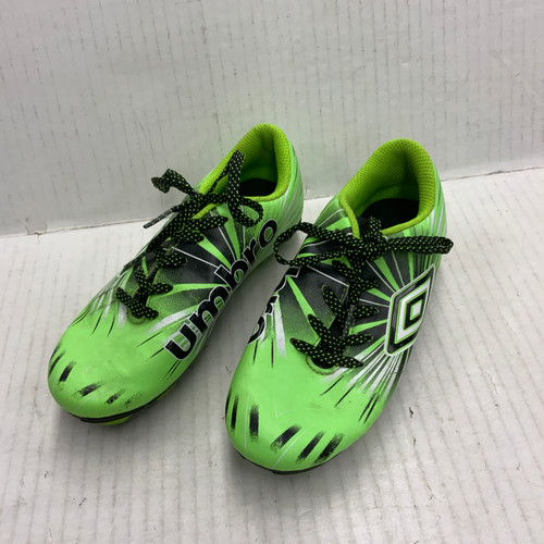 Vist Large View of Product Image Which is Used Umbro Soccer Cleats Green Youth 13.0