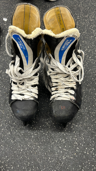Vist Large View of Product Image Which is Used Bauer SUPREME 4000 Senior Hockey Skate Black Senior 10