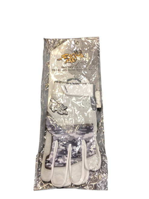 Vist Large View of Product Image Which is Used Stinger STINGER BATTING GLOVES Field Equipment