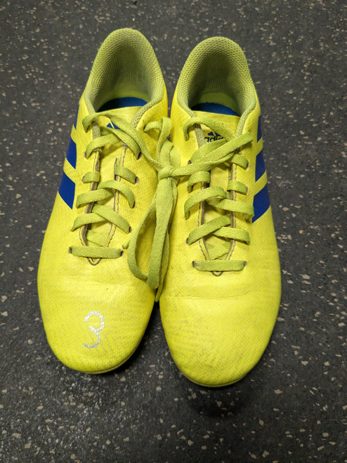 Vist Large View of Product Image Which is Used Adidas Soccer Cleats Yellow Junior 03