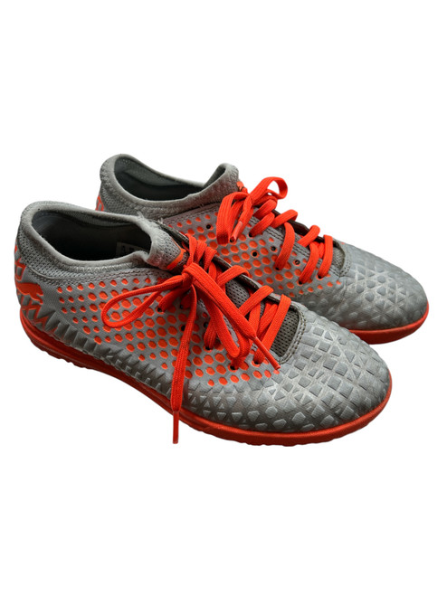 Vist Large View of Product Image Which is Used Puma FUTURE CLEATS 4.5 Soccer Indoor Shoes Orange And Grey Junior 04.5