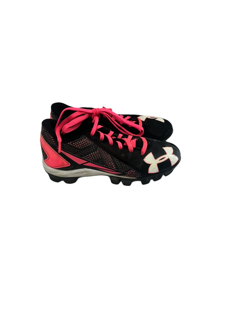 Vist Large View of Product Image Which is Used Under Armour Leadoff Jr 1 Black and Pink Softball Cleats