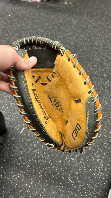 Vist Large View of Product Image Which is Used Diamond C310 BB/SB Catchers RH Throw Tan 31"