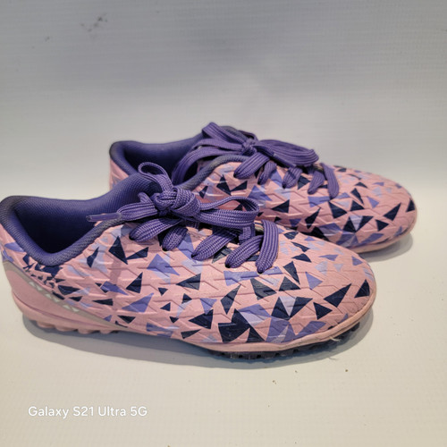 Vist Large View of Product Image Which is Used Soccer Turf Shoes Pink Youth 13.0