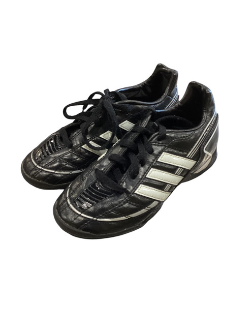 Vist Large View of Product Image Which is Used Adidas PUNTERO Soccer Cleats Black Senior 13