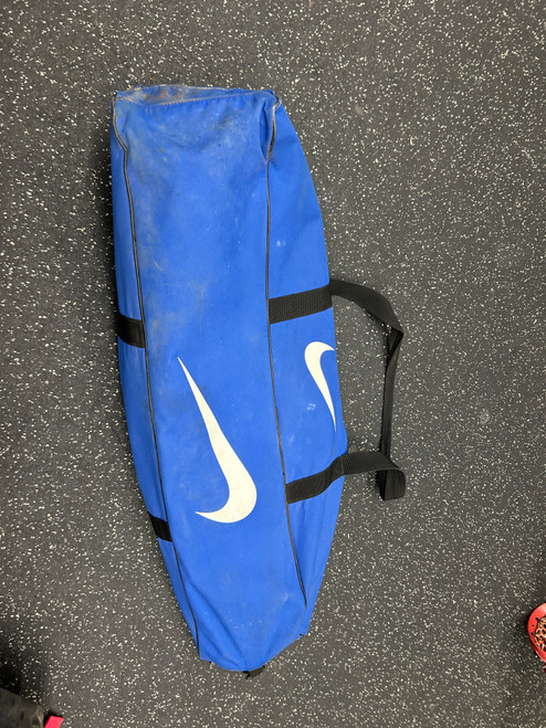 Vist Large View of Product Image Which is Used Nike BAT BAG BB/SB Player Carry Bag Royal Blue