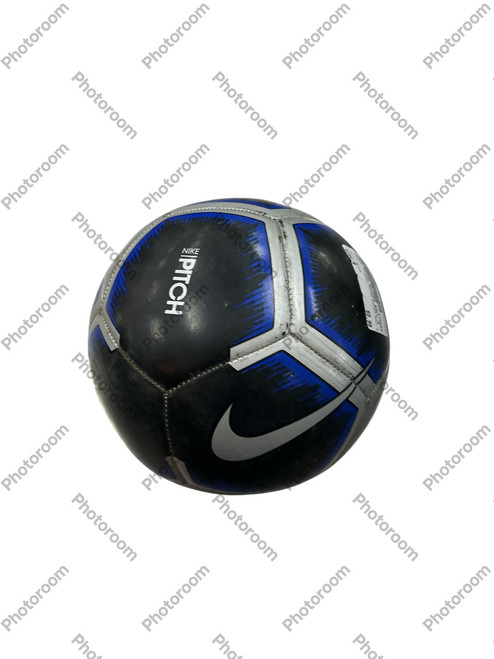 Vist Large View of Product Image Which is Used Nike PITCH SOCCER BALL 4 All Size Soccer Ball Black 4