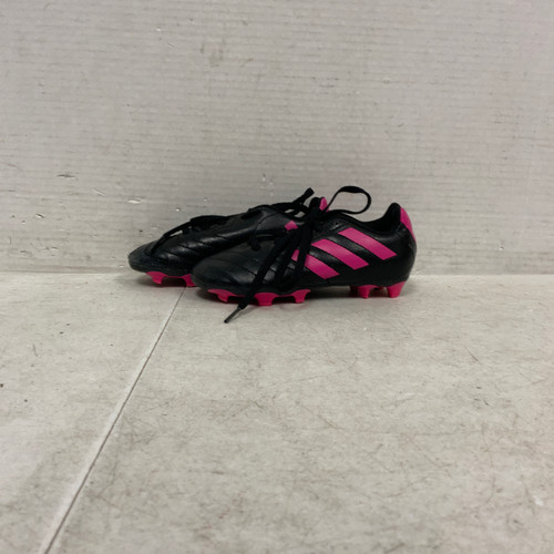Vist Large View of Product Image Which is Used Adidas Soccer Cleats Black Youth 11.0