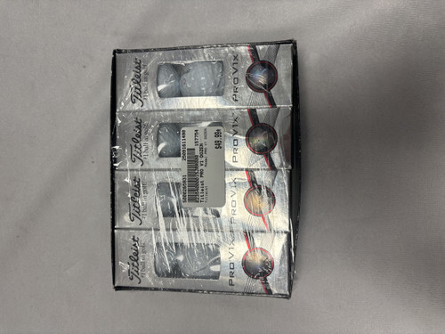 Vist Large View of Product Image Which is Used Titleist PRO V1 DOZEN 12 Pack - Golf Balls