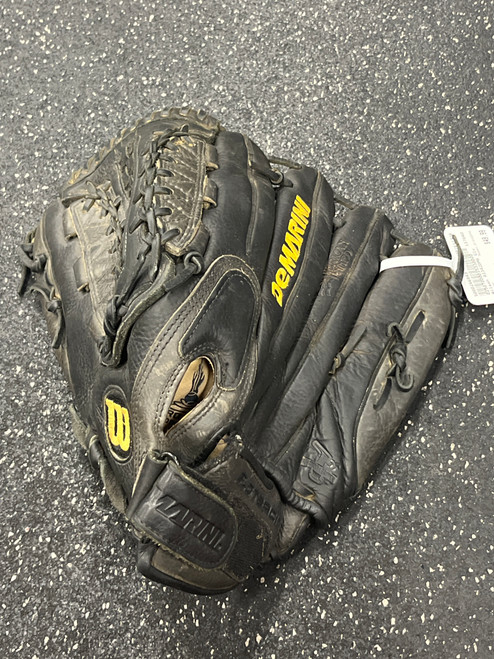 Vist Large View of Product Image Which is Used Wilson A1342DM6 BB/SB Glove LH Throw Black 13 1/2"