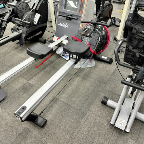 Vist Large View of Product Image Which is Used Life Fitness GX WATER ROWER Rowing Machine